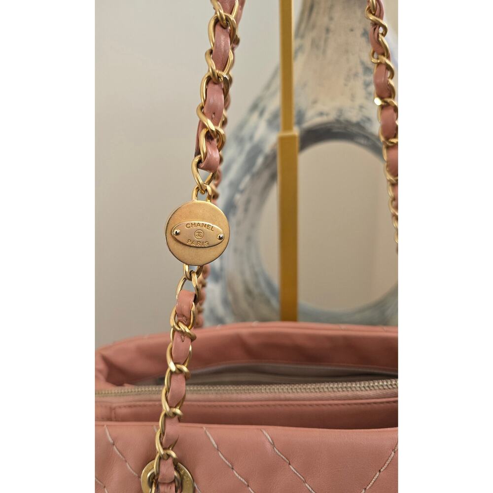 Chanel 31 Rue Cambon Lambskin leather Shoulder bag - Picture 4 of 11